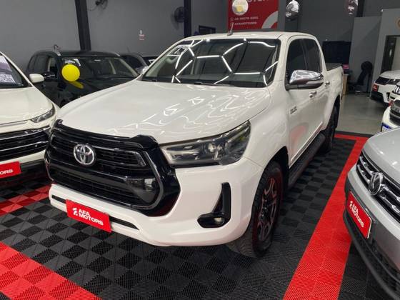 TOYOTA HILUX 2.7 SRV 4X4 CD 16V FLEX 4P AUTOMÁTICO TOYOTA HILUX 2.7 SRV 4X4 CD 16V FLEX 4P AUTOMÁTICO